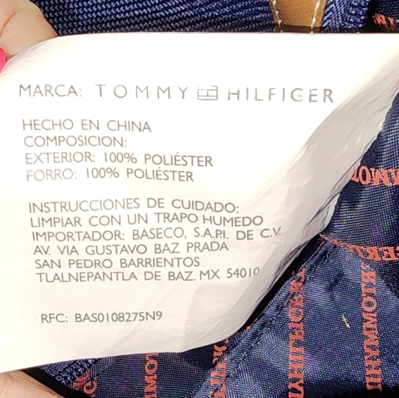 Tommy Hilfiger Duffel Bag - Picture 7 of 9